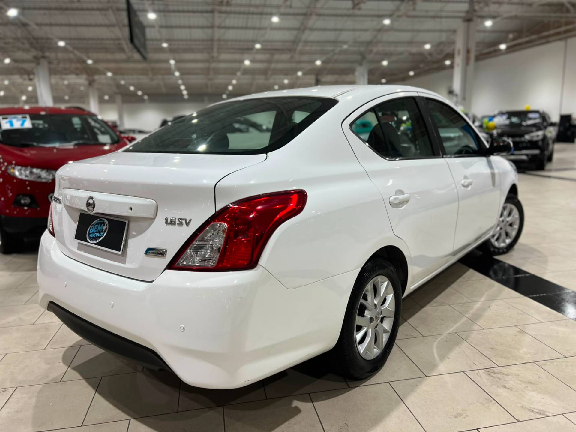 NISSAN VERSA