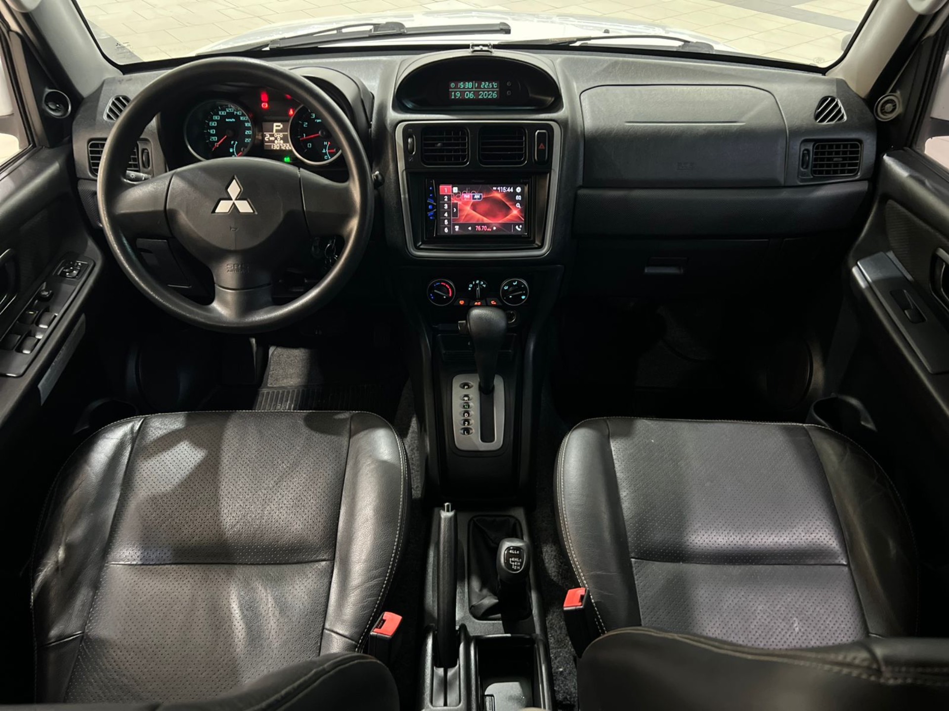 MITSUBISHI PAJERO TR4