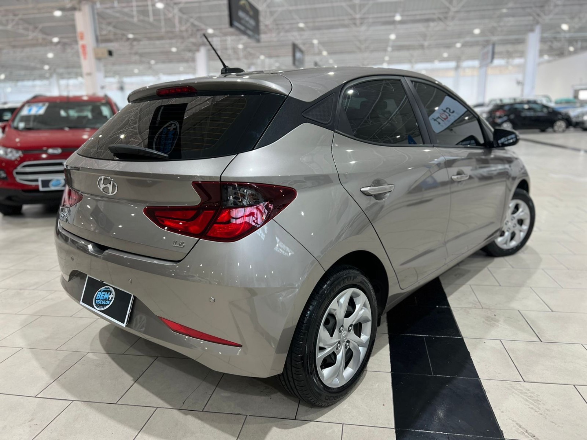 HYUNDAI HB20