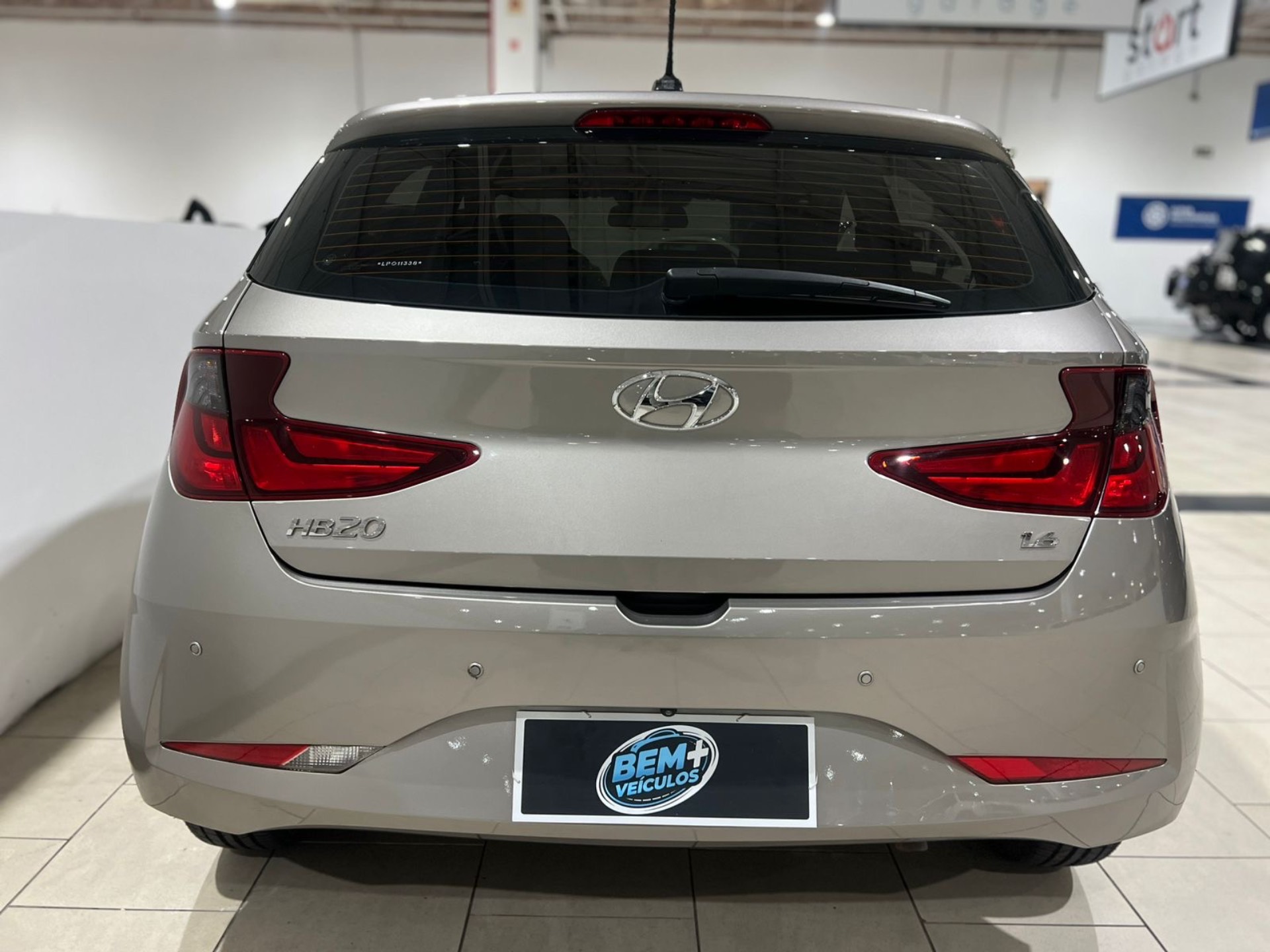 HYUNDAI HB20