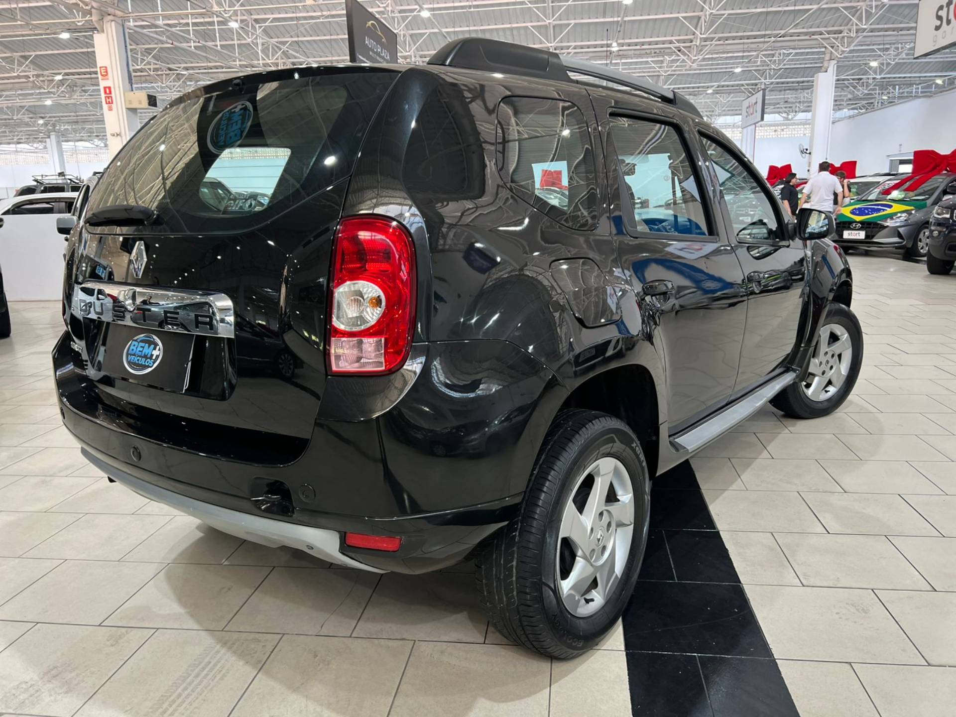 RENAULT DUSTER