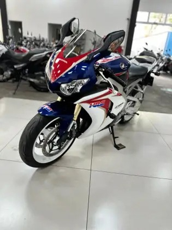 HONDA CBR 1000RR