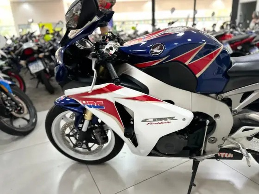 HONDA CBR 1000RR