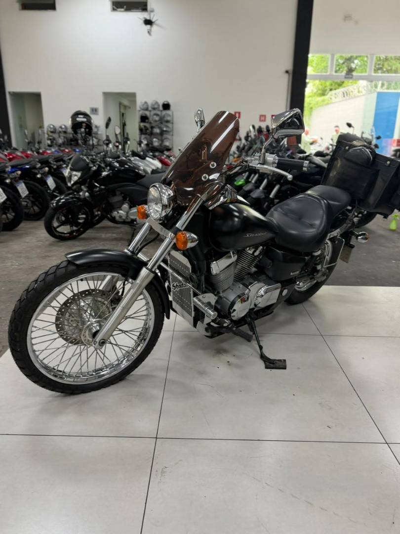 HONDA SHADOW 750