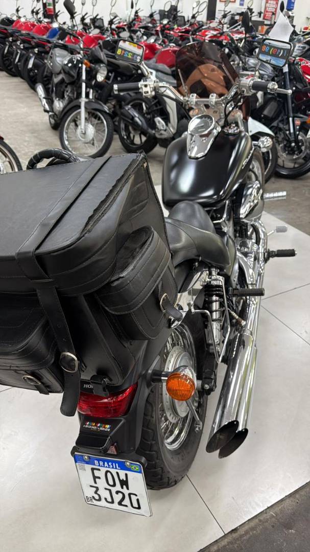 HONDA SHADOW 750