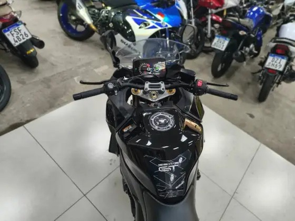 SUZUKI GSX-S1000GT ABS