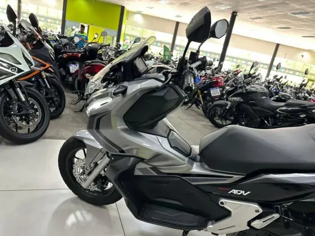 HONDA ADV 150
