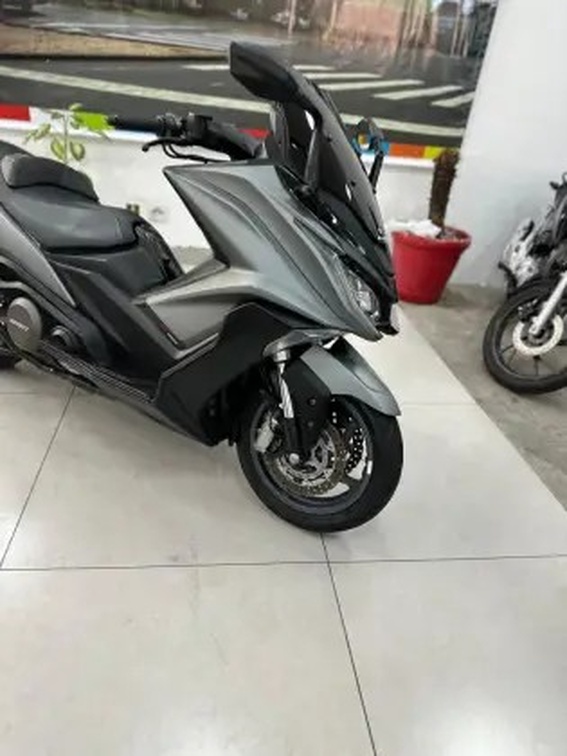 KYMCO AK 550I