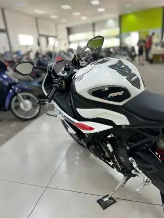 BMW S 1000 RR