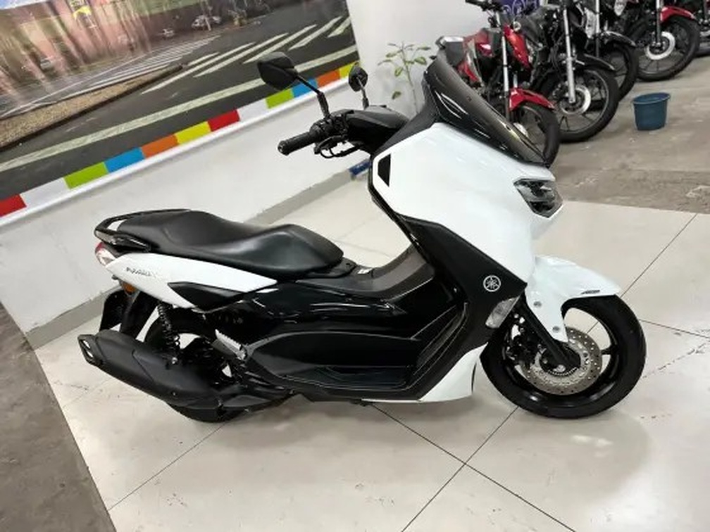YAMAHA NMAX 160 ABS