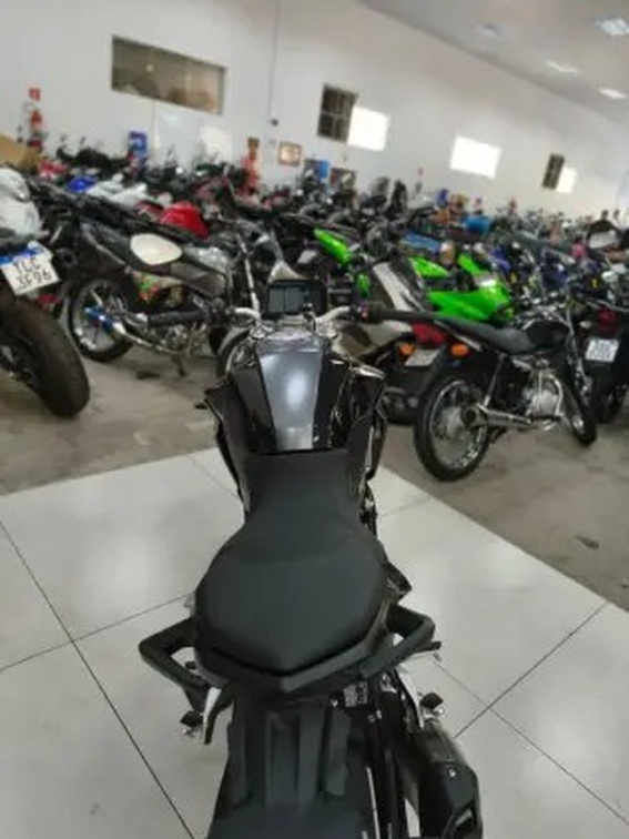 BMW F 900 R