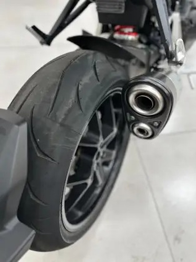 HONDA CB 1000R ABS