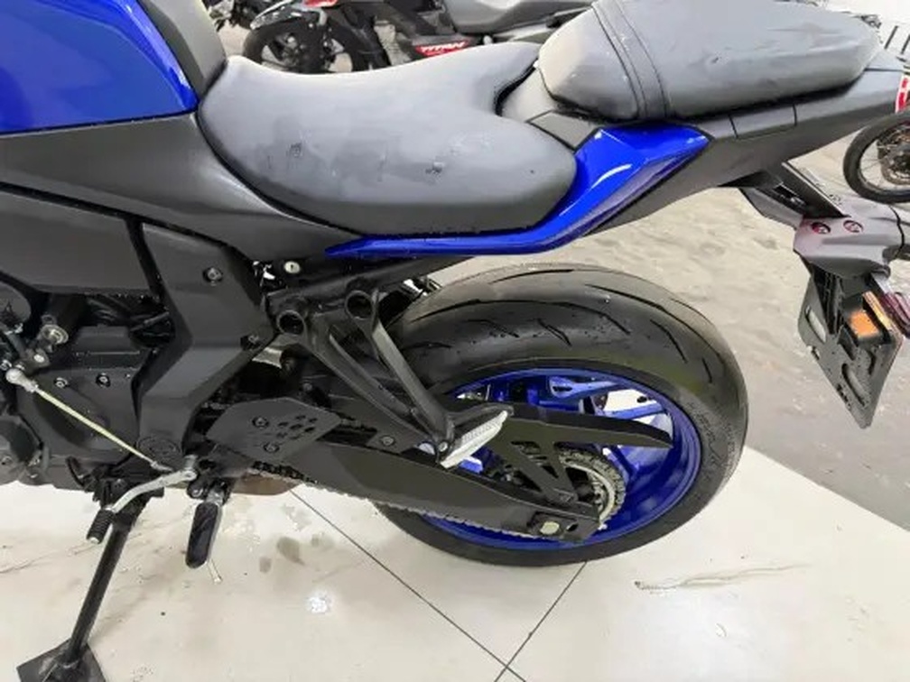 YAMAHA MT-07 CONNECTED ABS