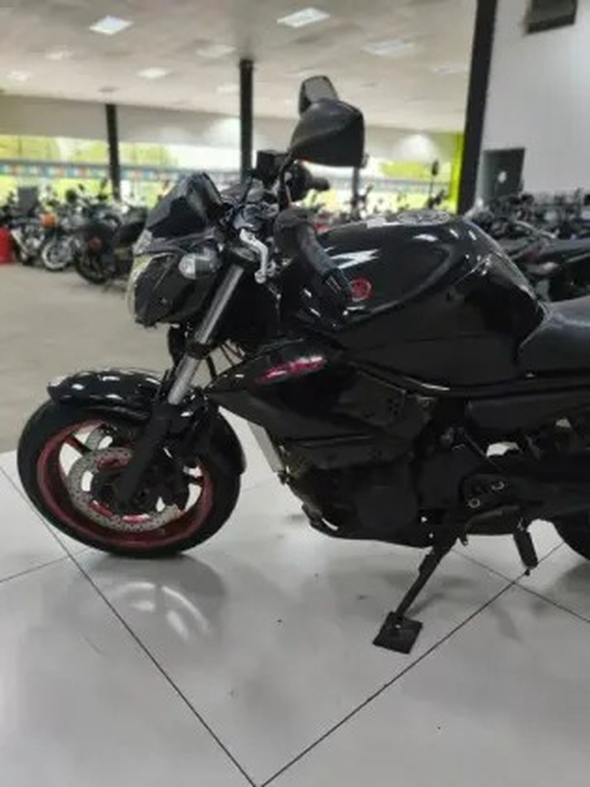 YAMAHA XJ6 N