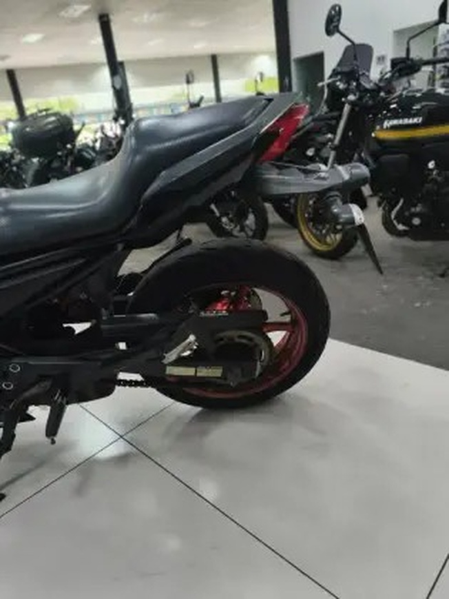 YAMAHA XJ6 N