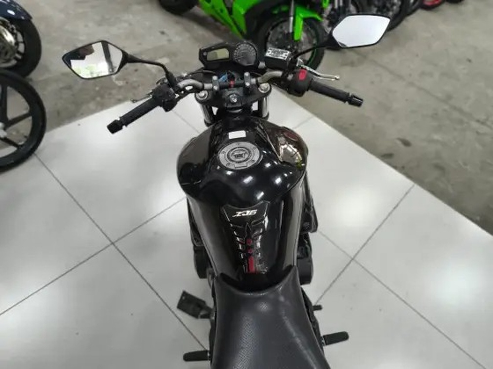 YAMAHA XJ6 N
