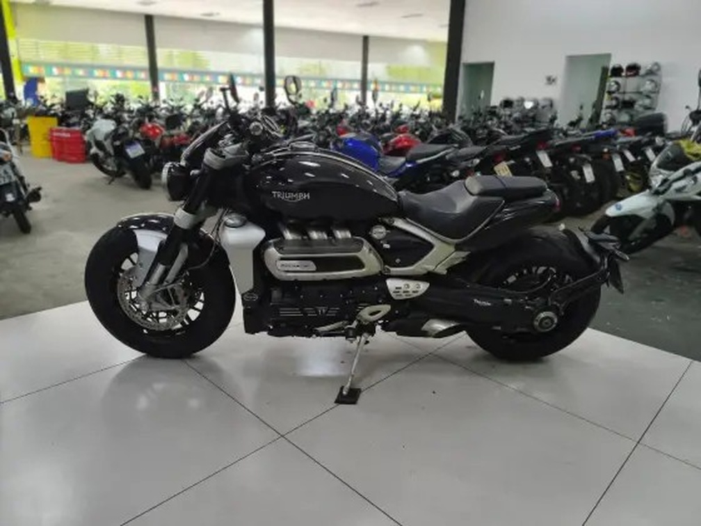 TRIUMPH ROCKET III R