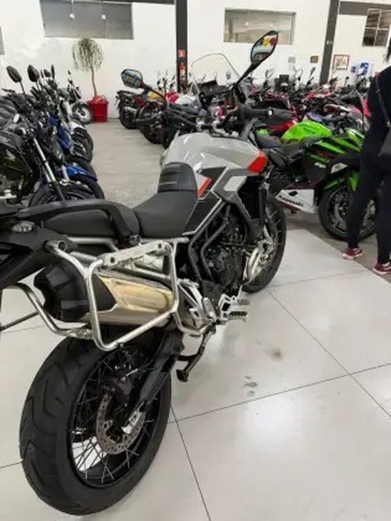 TRIUMPH TIGER 900 RALLY PRO
