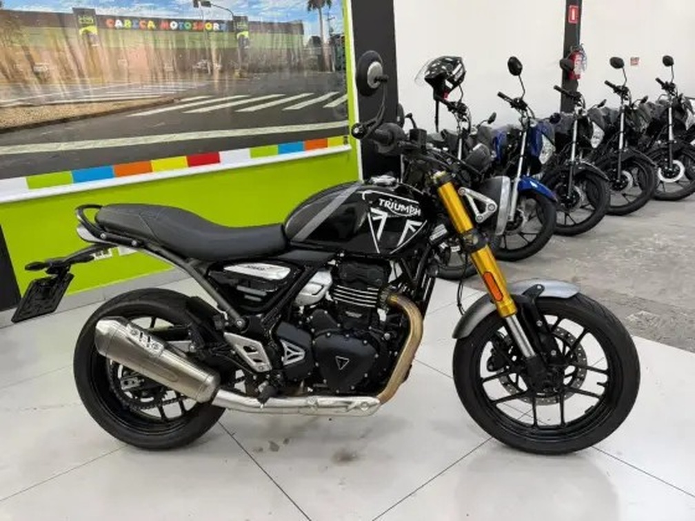 TRIUMPH SCRAMBLER
