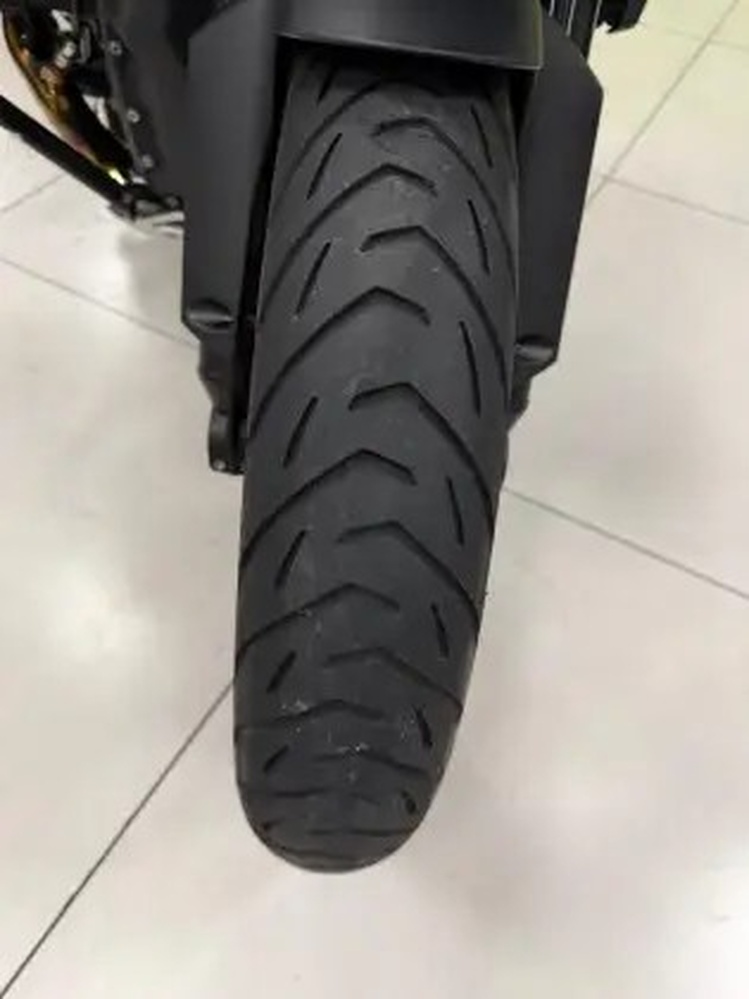 BMW R 1300 GS PLUS
