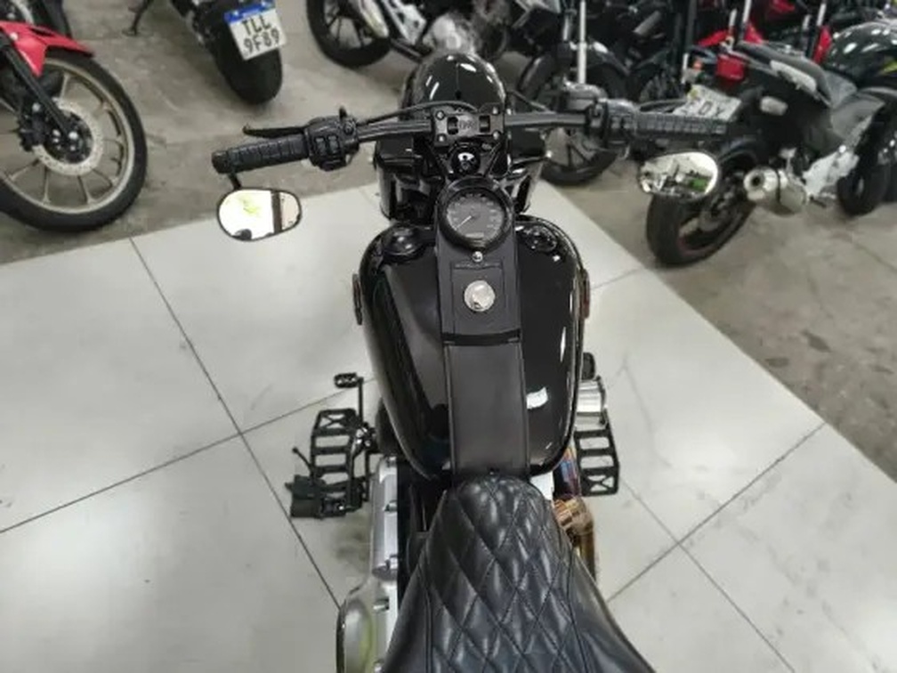 HARLEY-DAVIDSON DYNA FAT BOB