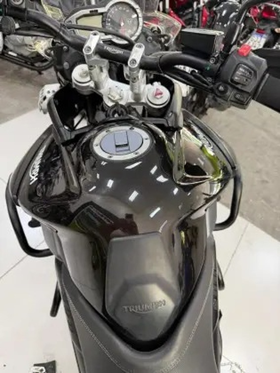 TRIUMPH TIGER 800 XCX