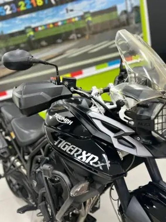TRIUMPH TIGER 800 XRX