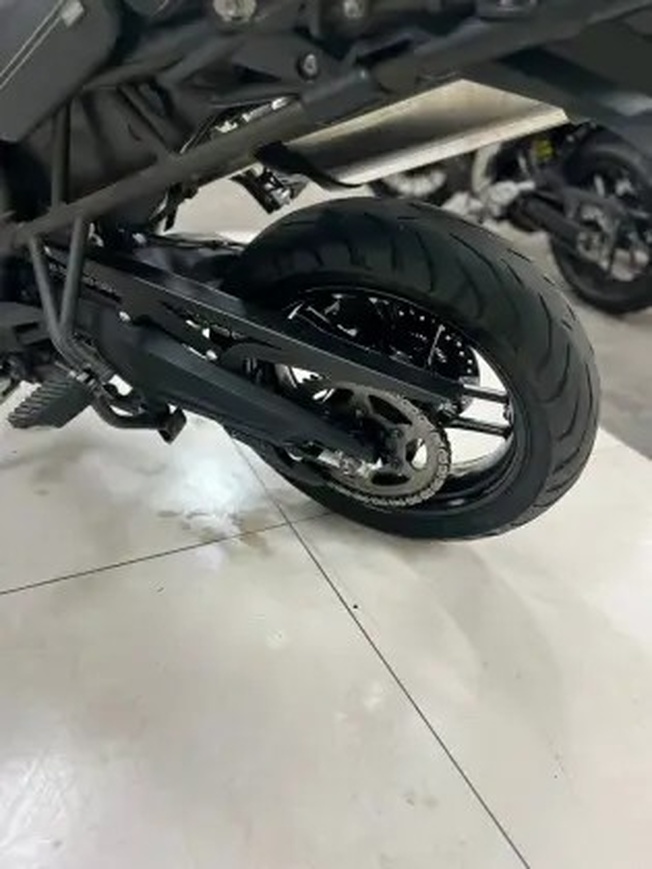 TRIUMPH TIGER 800 XRX