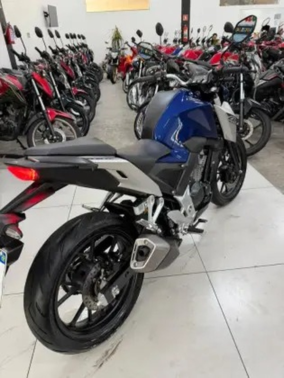 HONDA CB 300F TWISTER CBS