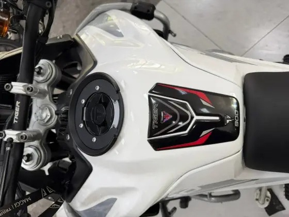 TRIUMPH TIGER 900 GT PRO