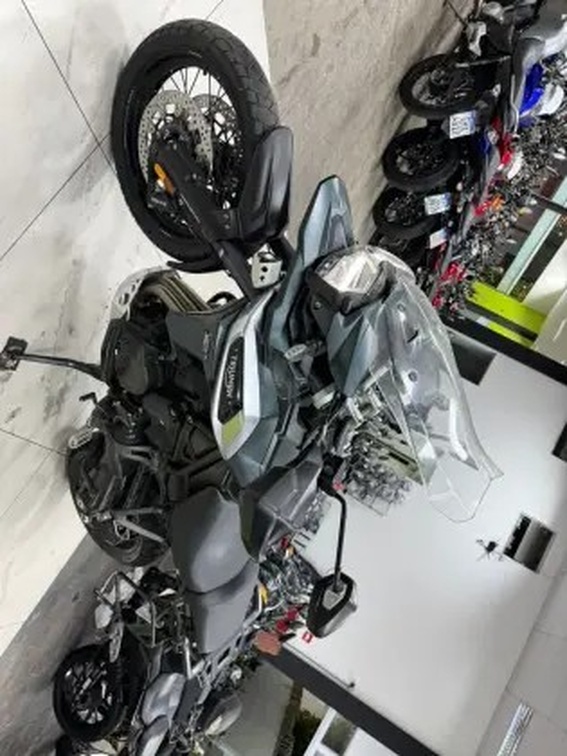TRIUMPH TIGER 1200 XCA