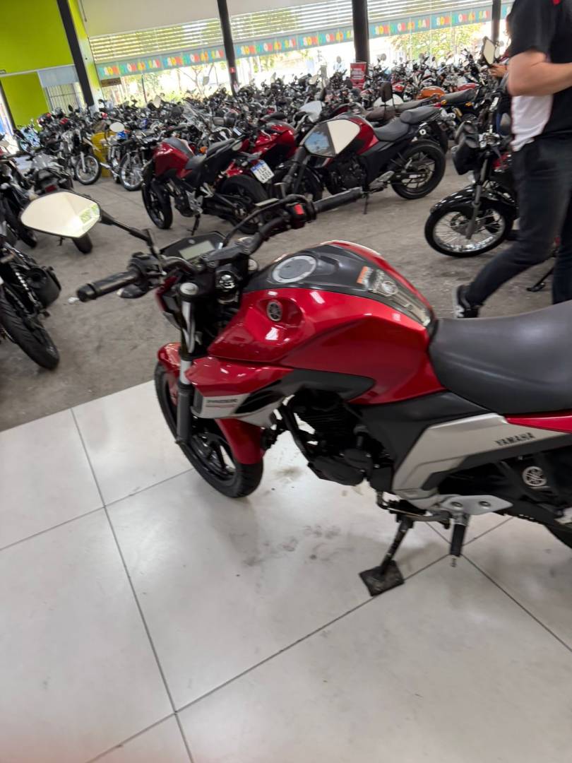 YAMAHA FZ25 FAZER ABS
