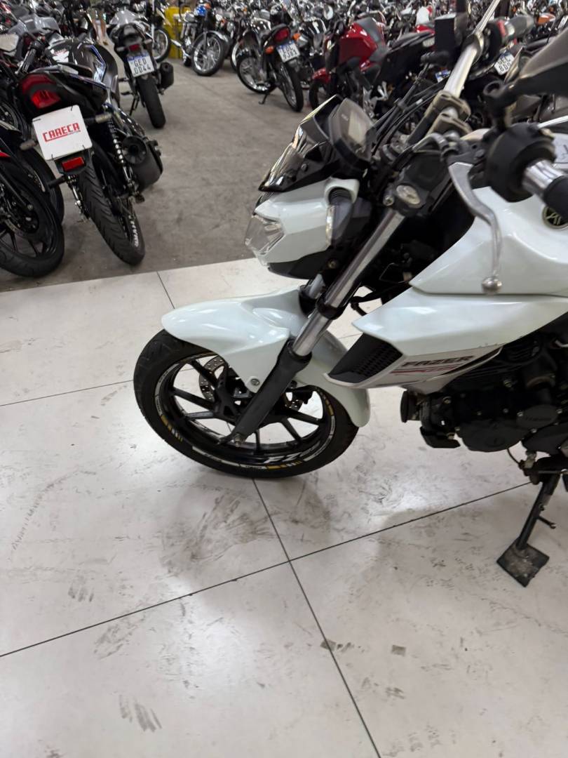 YAMAHA FZ25 FAZER ABS