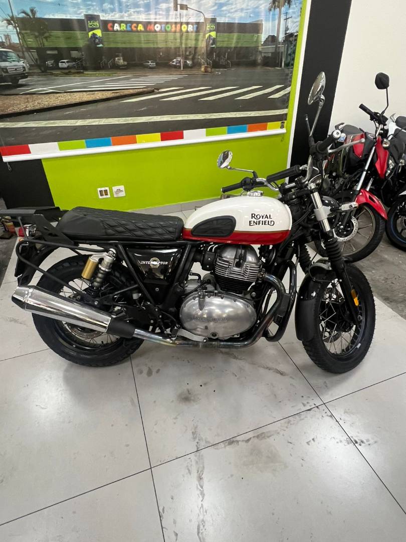 ROYAL ENFIELD INTERCEPTOR 