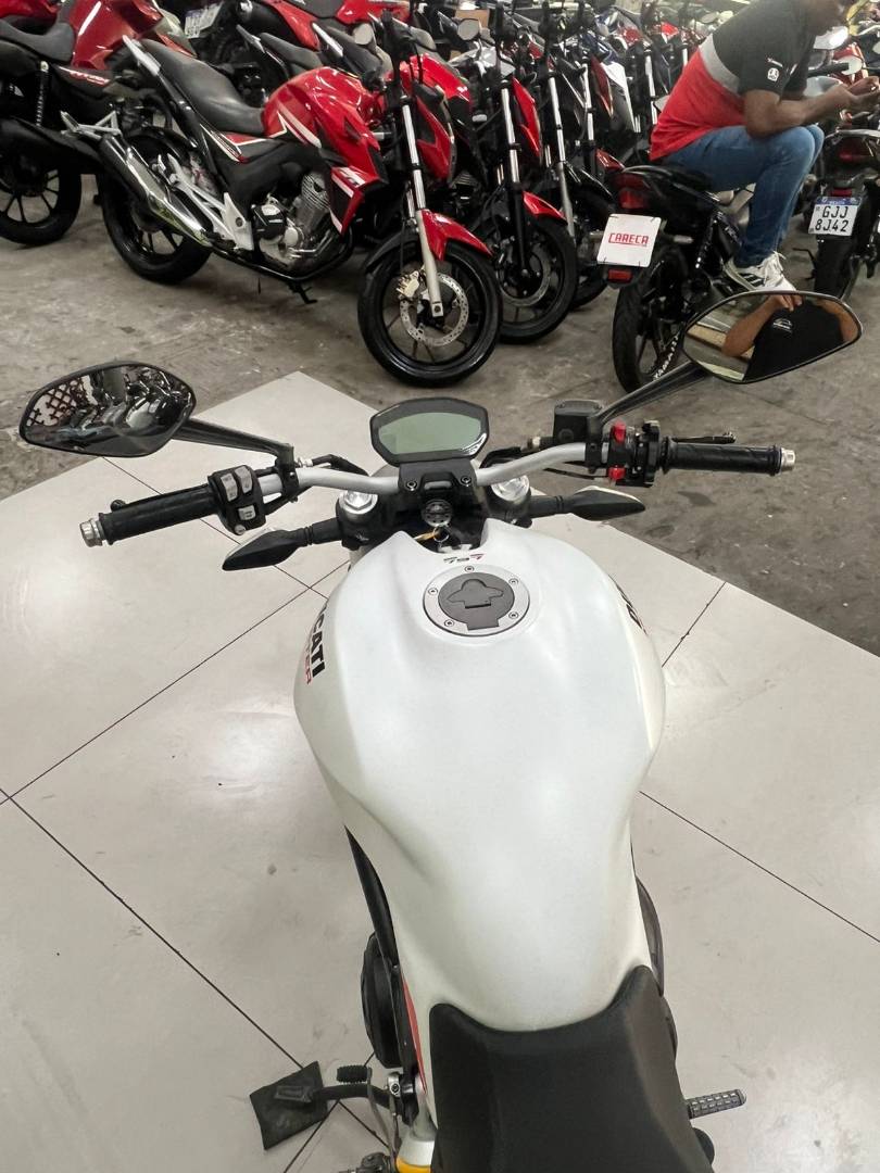 DUCATI MONSTER 797