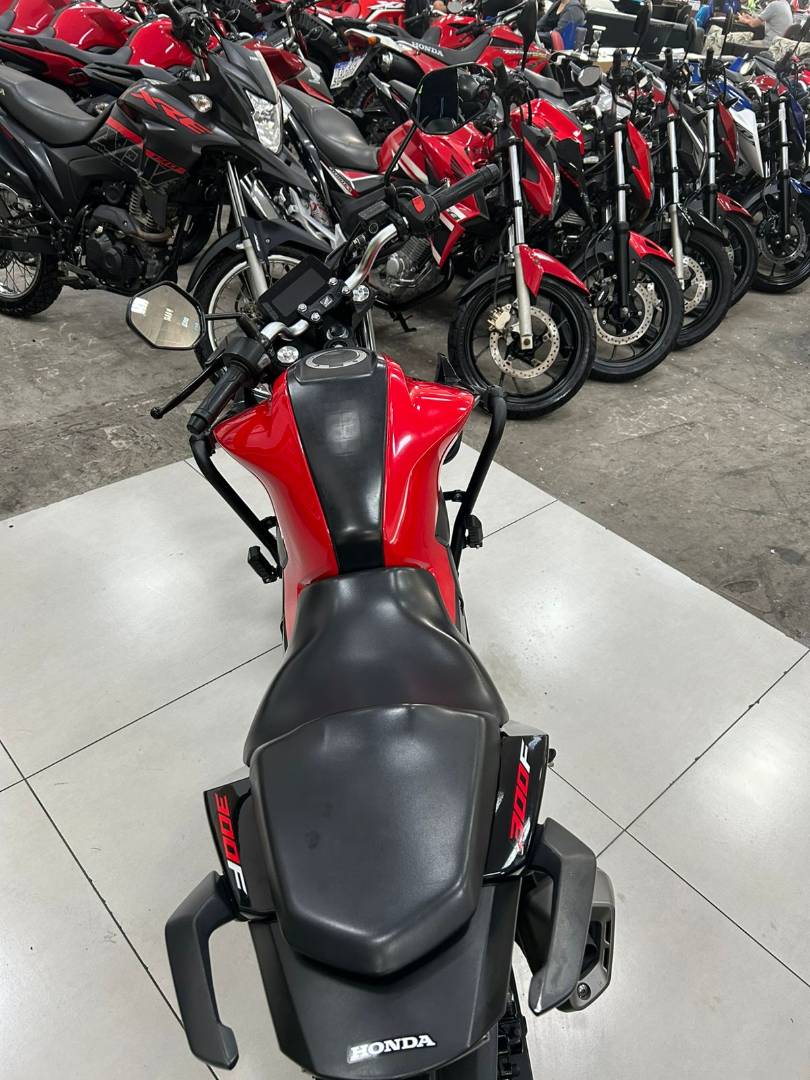HONDA CB 300F TWISTER CBS