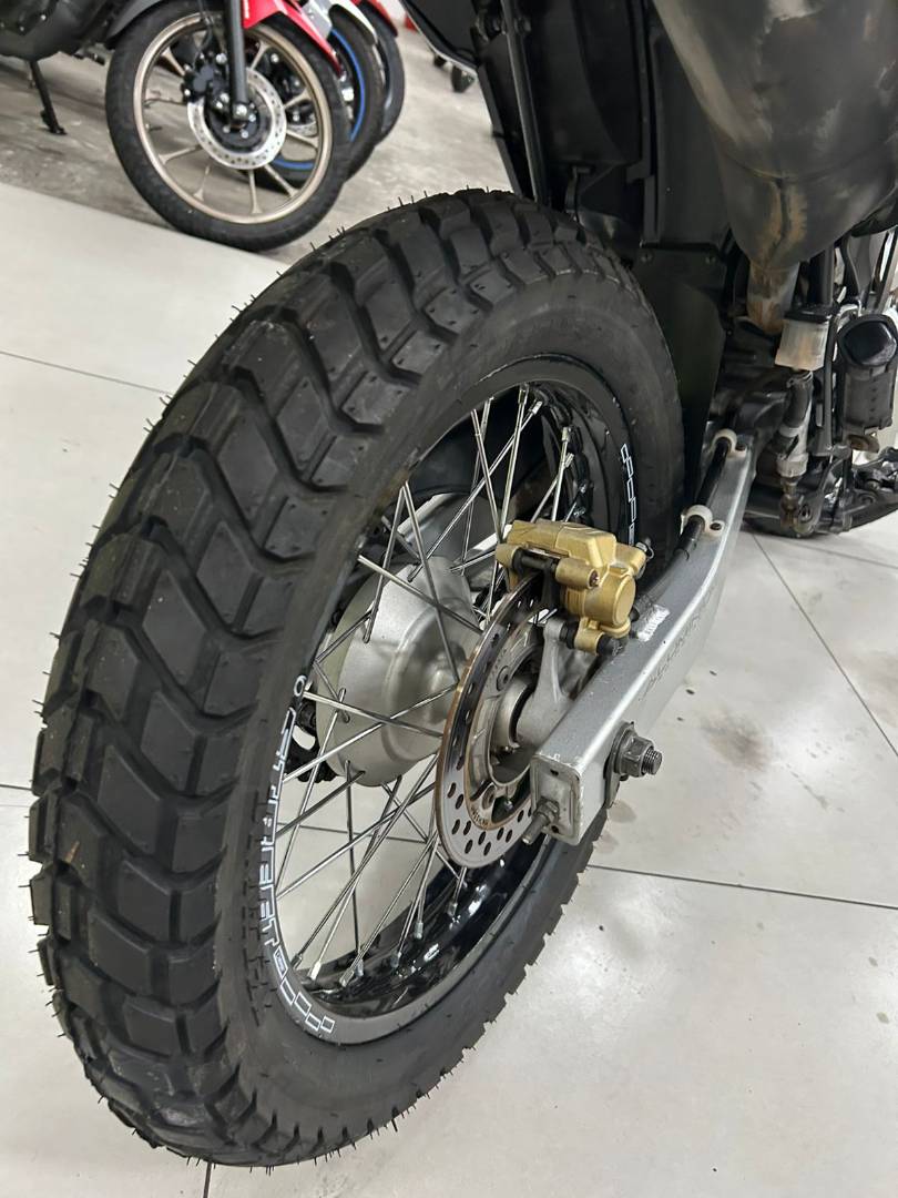HONDA XRE 300 SAHARA