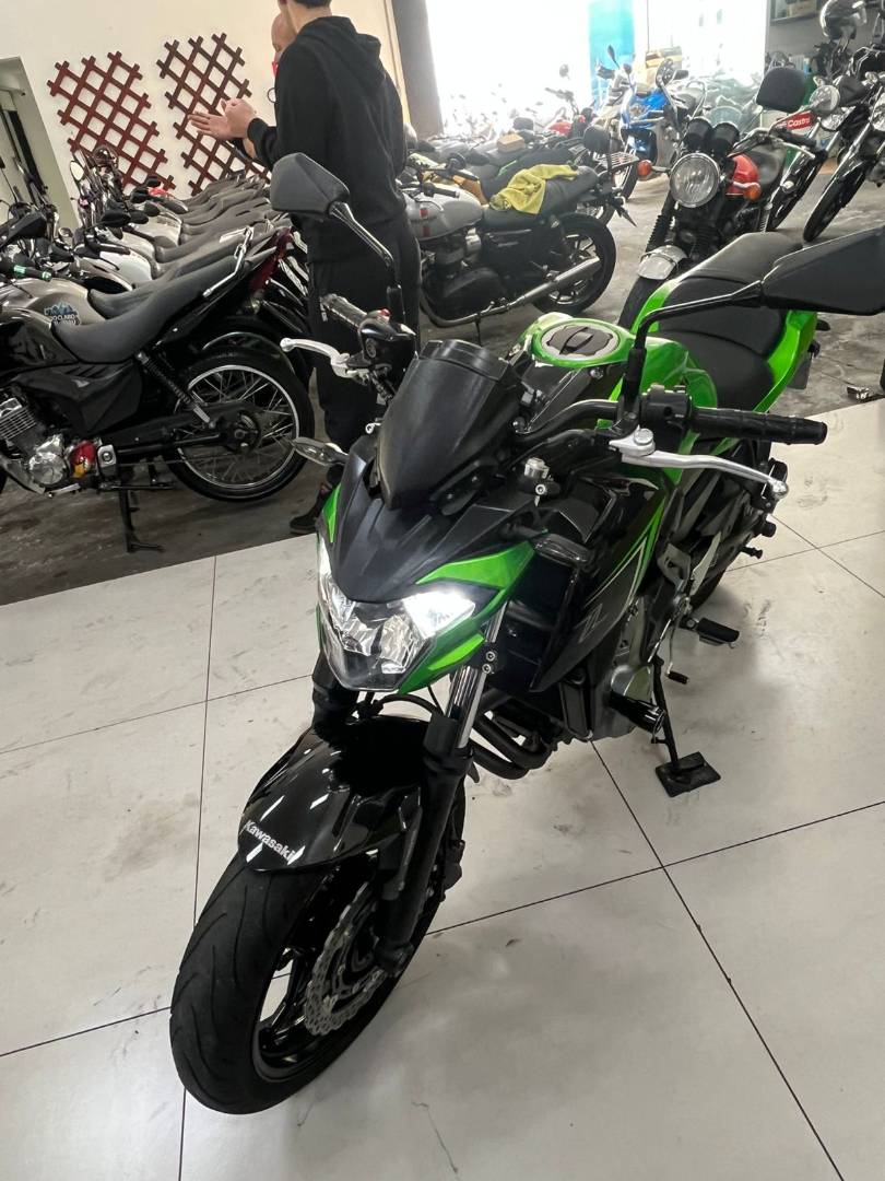 KAWASAKI Z650 ABS