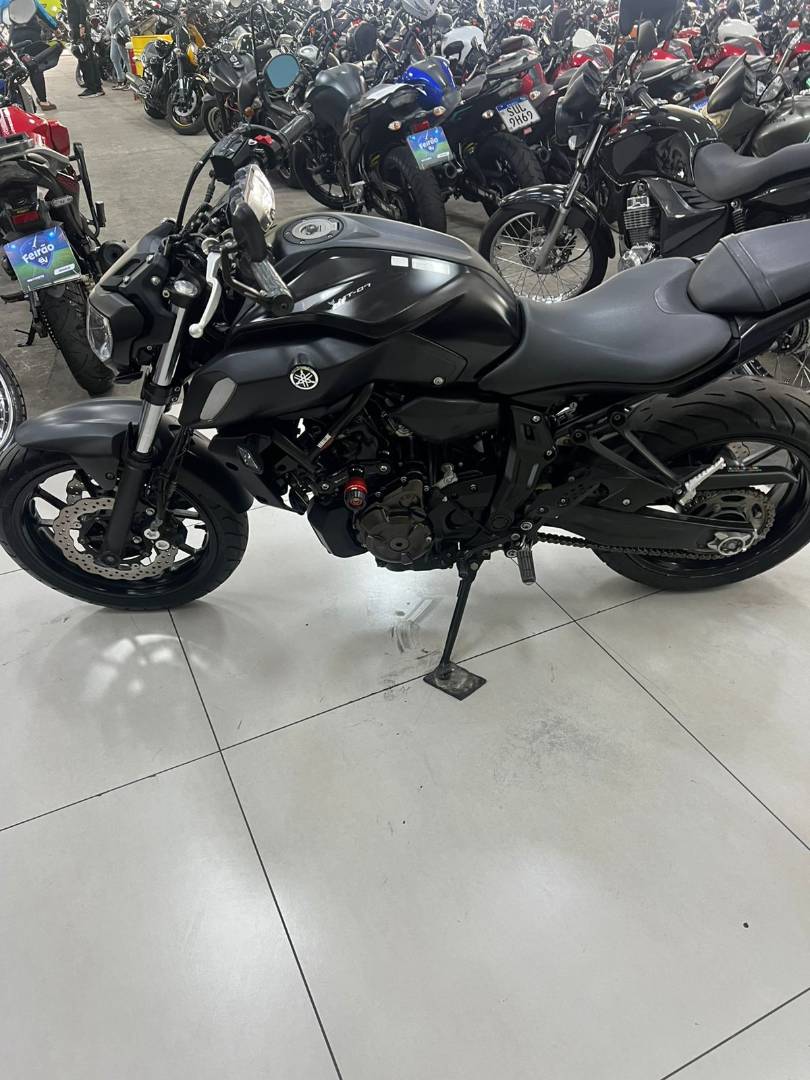 YAMAHA MT-07 ABS