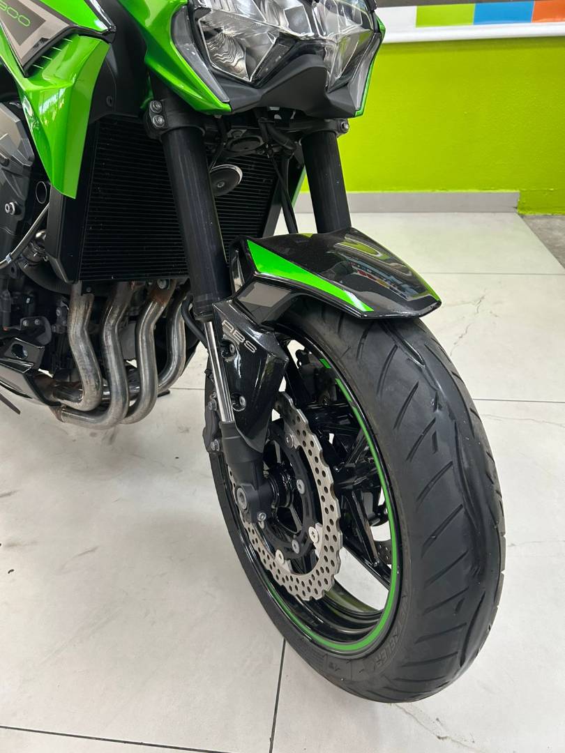 KAWASAKI Z900
