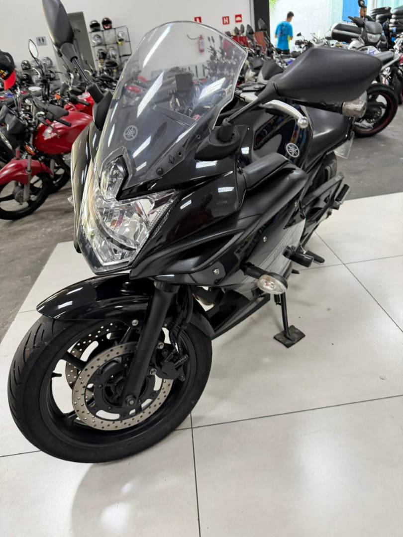 YAMAHA XJ6 F