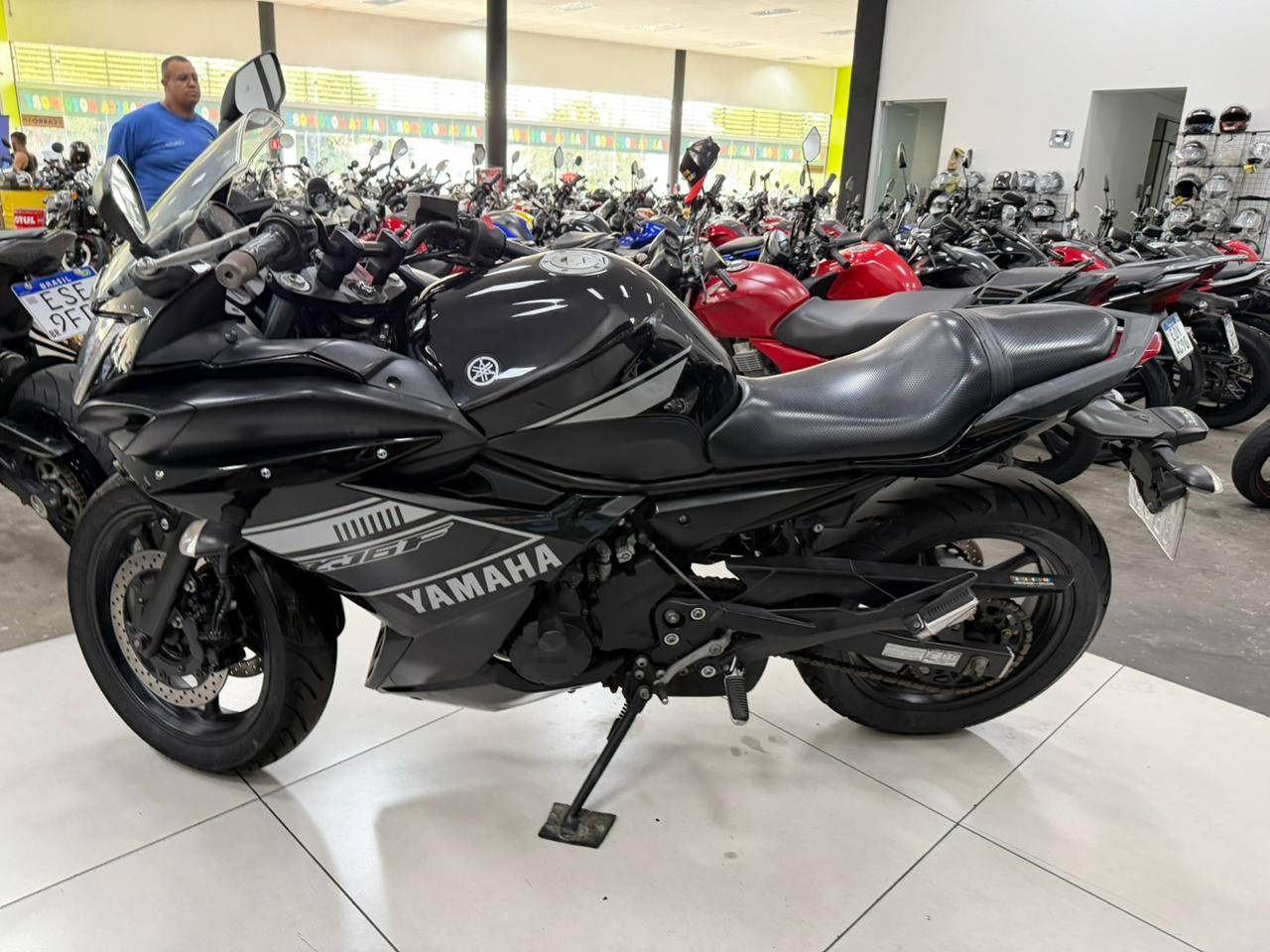 YAMAHA XJ6 F