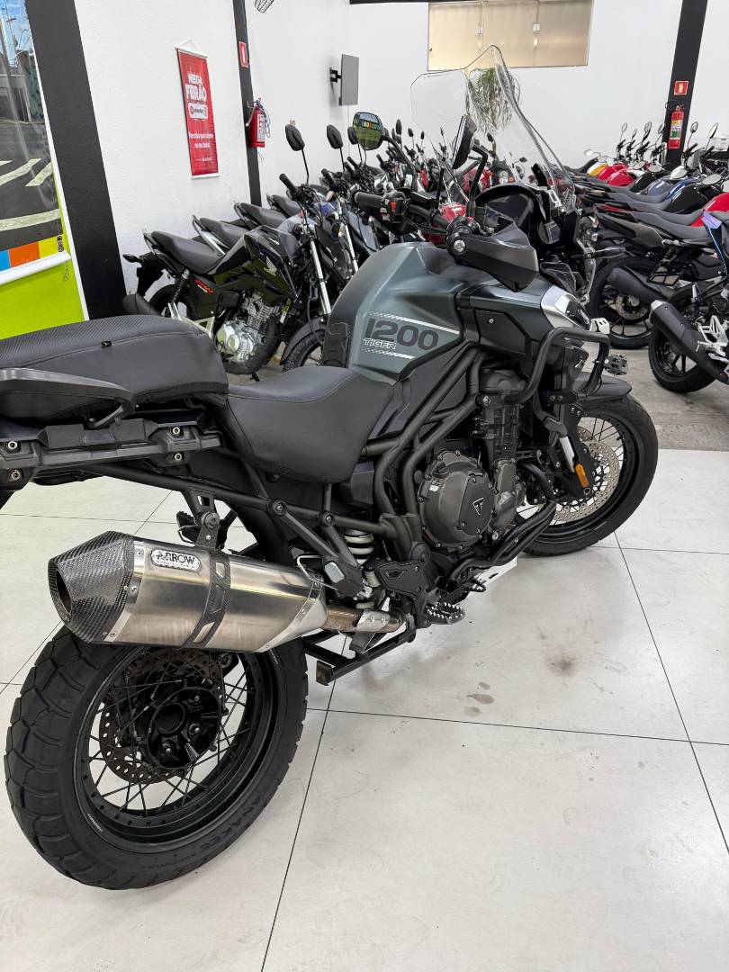 TRIUMPH TIGER 1200 XCA