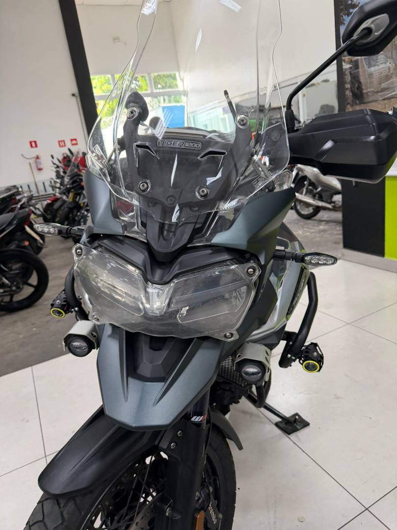 TRIUMPH TIGER 1200 XCA