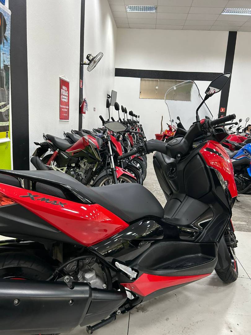 YAMAHA XMAX 250 CONNECTED ABS