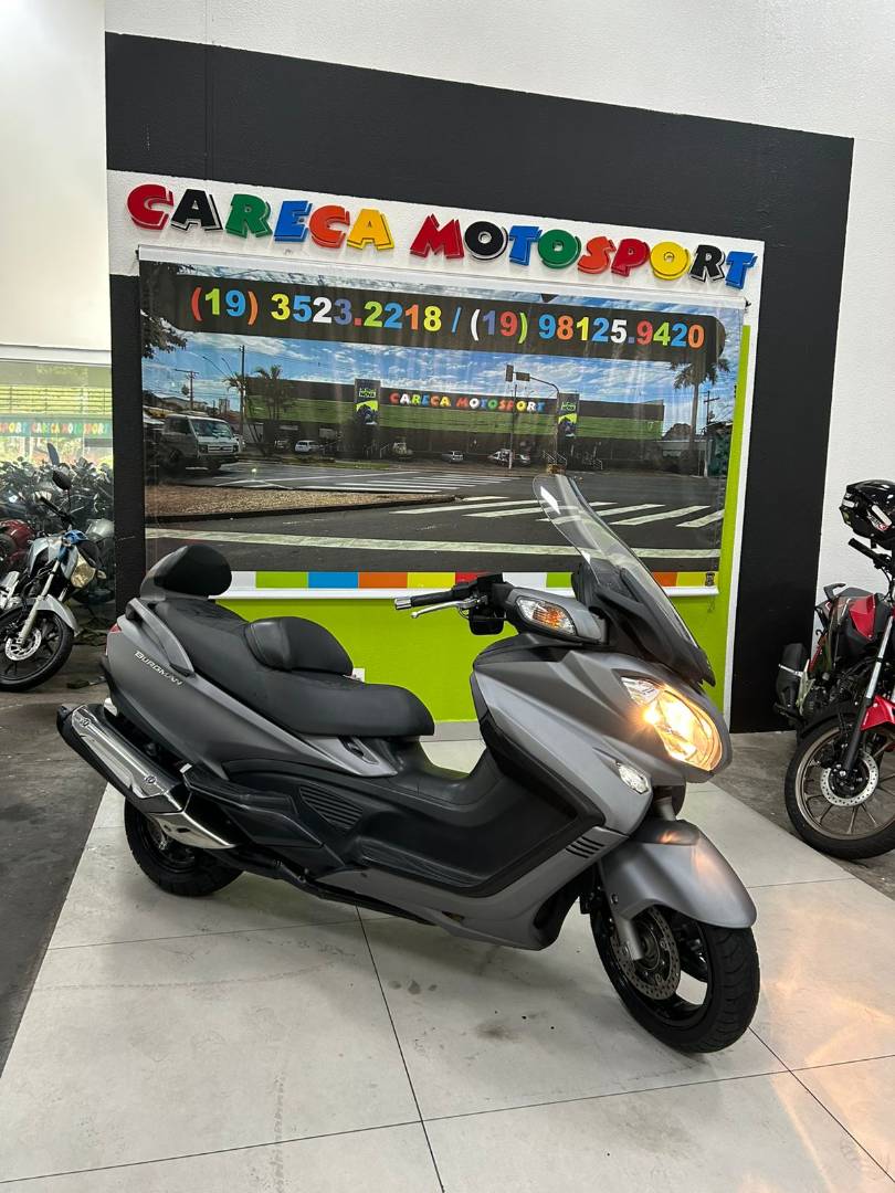 SUZUKI BURGMAN 650 EXECUTIVE