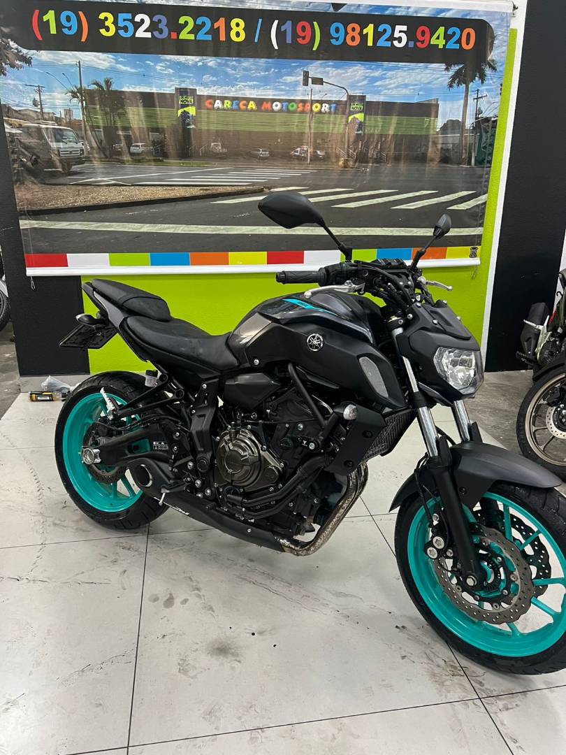 YAMAHA MT-07 CONNECTED ABS