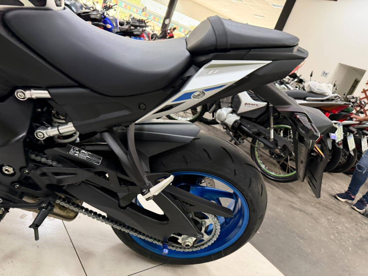 SUZUKI GSX S1000 ABS