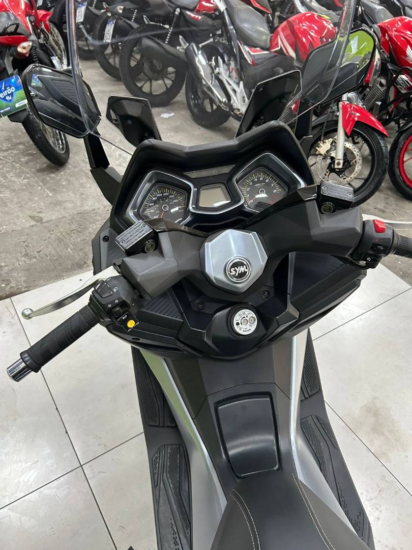 DAFRA CRUISYM 300