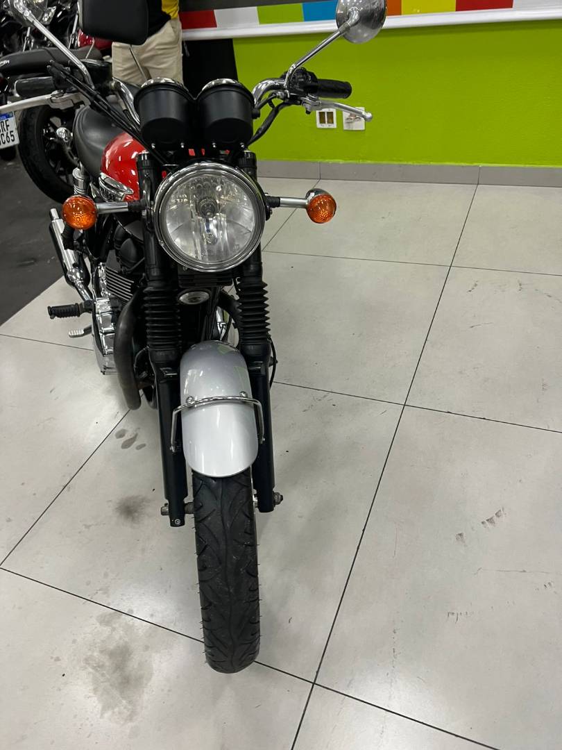 TRIUMPH BONNEVILLE T 100 865